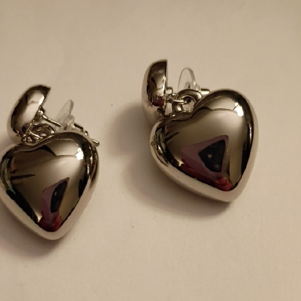 Chic Silver Heart Drop Earrings